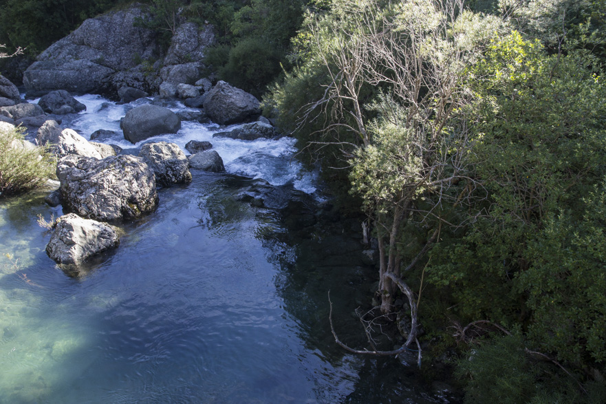 Abfahrt durchs Aveto-Tal – der Fluss rauscht durch enge Schluchten